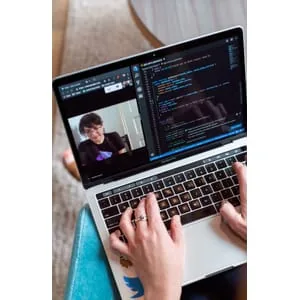 Ania Kubów – Full Stack Developer Course 2024-2